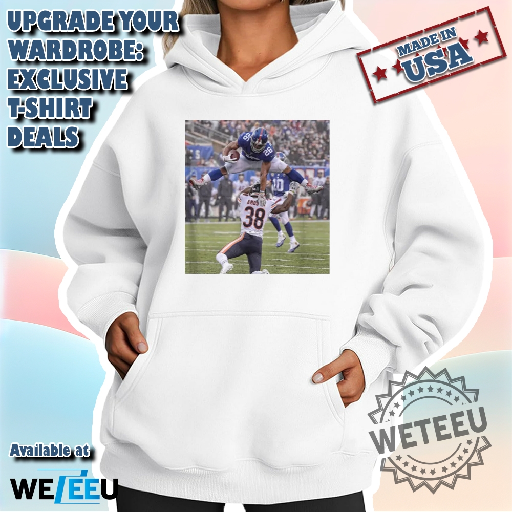 Iconic Nfl Football Player Tee Saquon Barkley Hurdle Tshirt 4 Iconic NFL Football Player Tee - Saquon Barkley Hurdle T-Shirt