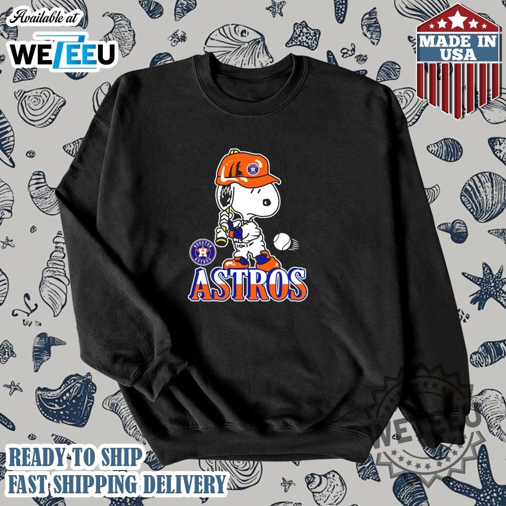 Snoopy Playing Baseball Houston Astros Tshirt 5 Snoopy Playing Baseball Houston Astros T-shirt