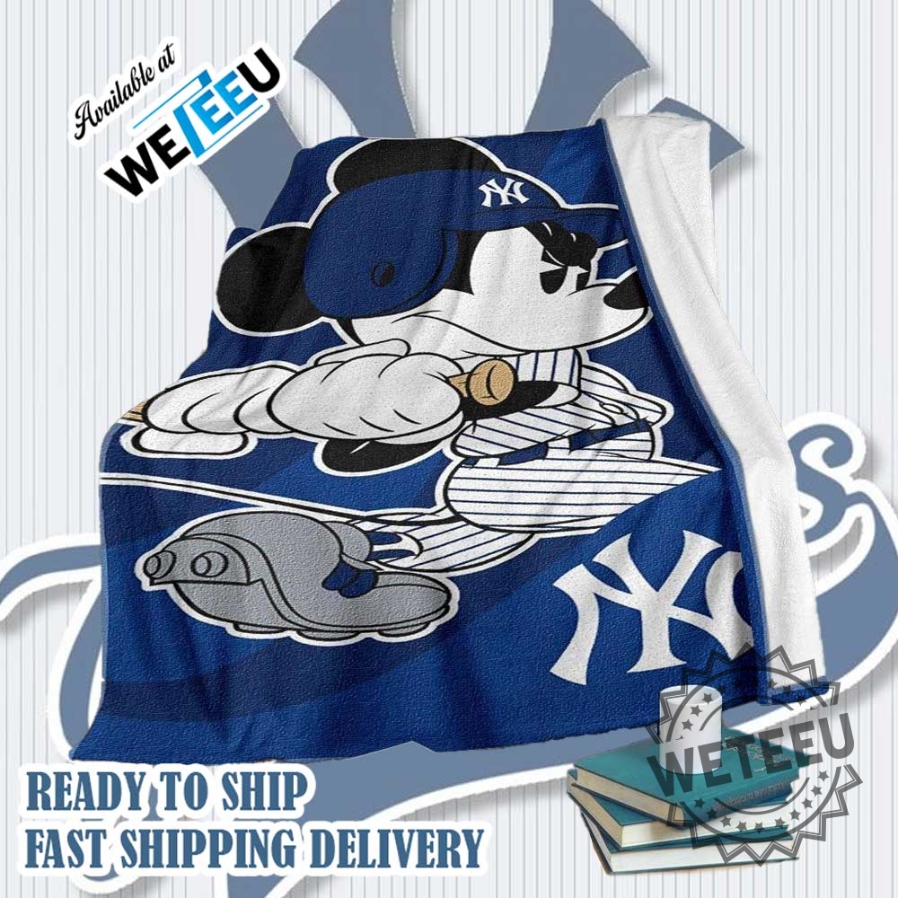 Mickey Mouse Blanket Mickey Plays Yankees Fleece Blanket For Baseball Fan